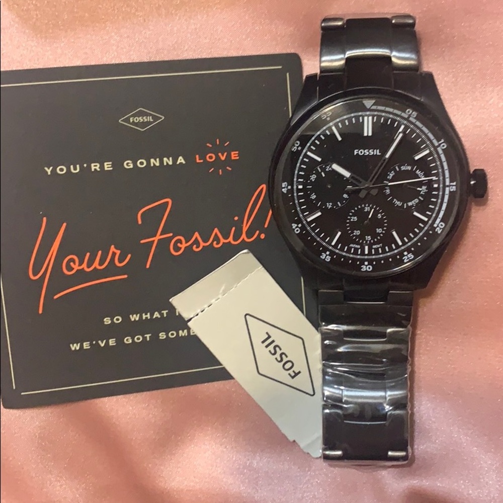 NWT FOSSIL WATCH